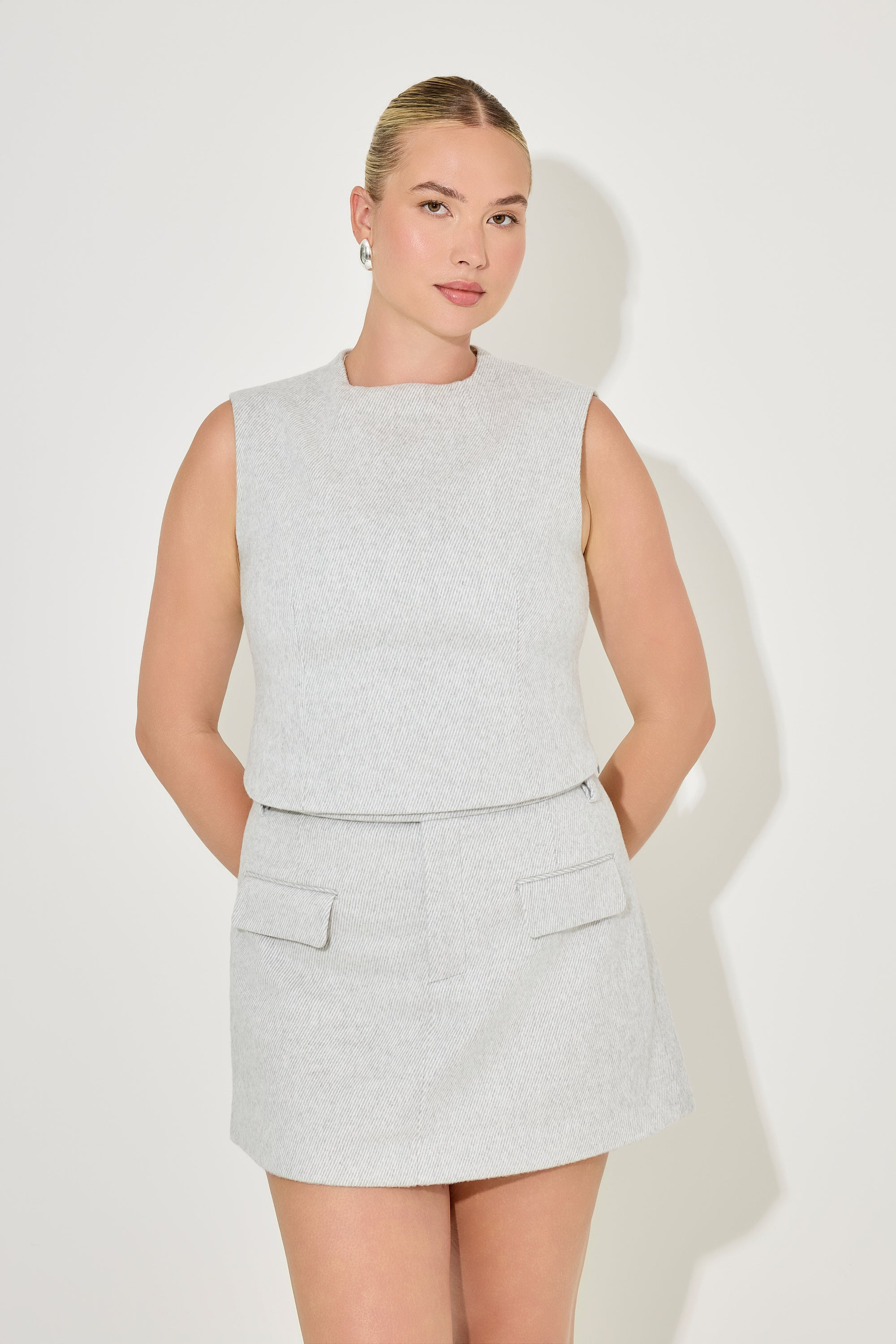 The Ultimate Muse Tweed Sleeveless Top | Grey